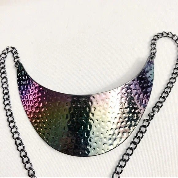 Pearlescent Stamped Metal Crescent Collar Necklace - Picture 2 of 9